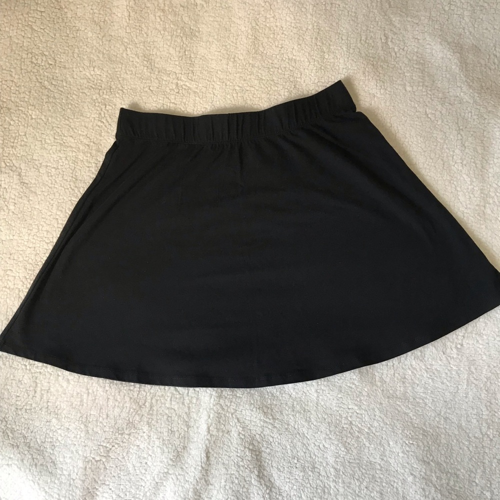H&M black skirt